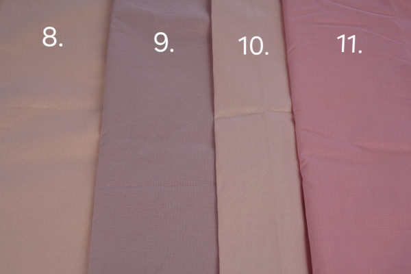 Besticktes Kronen Kissen 2