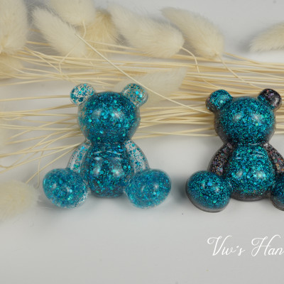 Teddy Magnet Blau Glitzerplättchen Epoxidharz