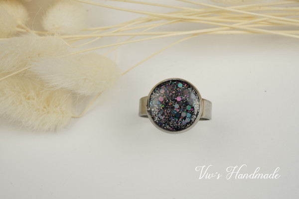 Ring Schwarz/Glitzerplättchen Epoxidharz
